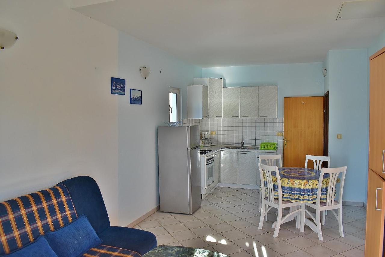 Apartments Felicce Banjol Extérieur photo