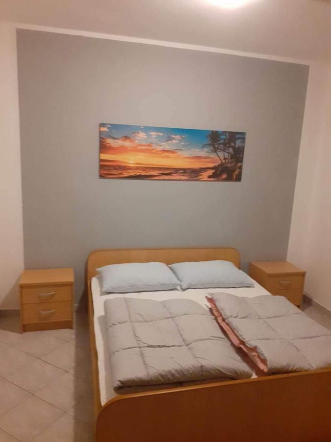 Apartments Felicce Banjol Extérieur photo