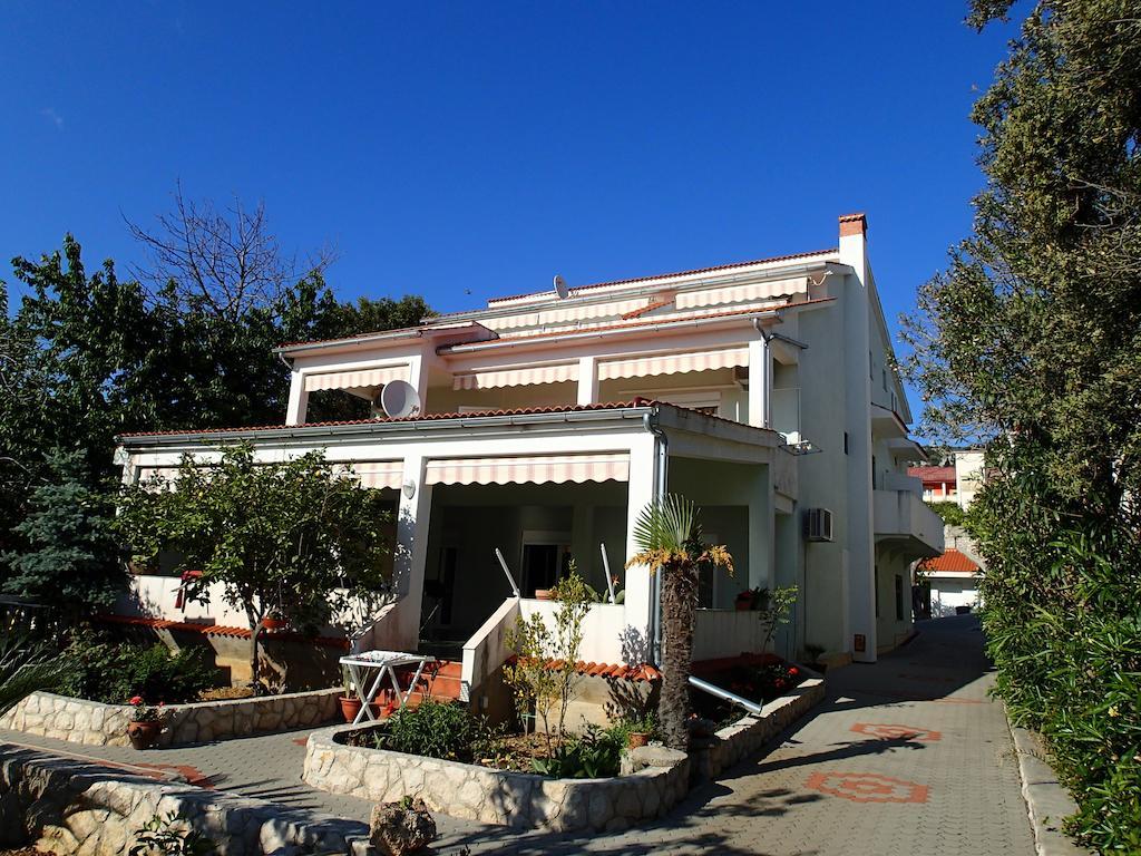 Apartments Felicce Banjol Chambre photo