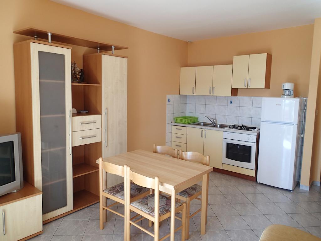 Apartments Felicce Banjol Chambre photo